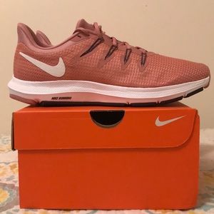 Nike Wmns Nike Quest